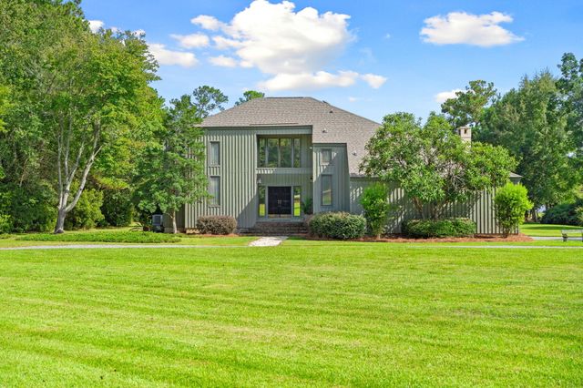 1554 Pinopolis Road, Moncks Corner, SC 29461