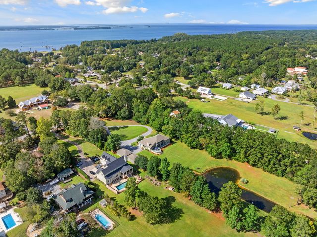 1554 Pinopolis Road, Moncks Corner, SC 29461