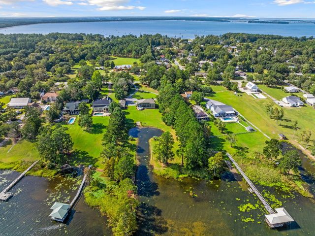 1554 Pinopolis Road, Moncks Corner, SC 29461