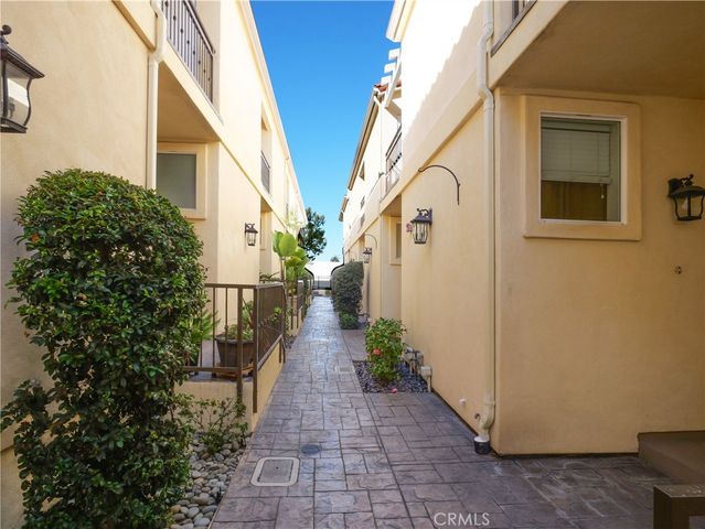 1323 Post Ave K, Torrance, CA 90501