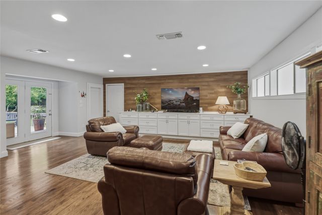 805 Finch Avenue, Mckinney, TX 75069