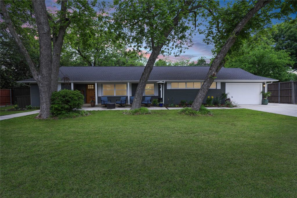 805 Finch Avenue, Mckinney, TX 75069