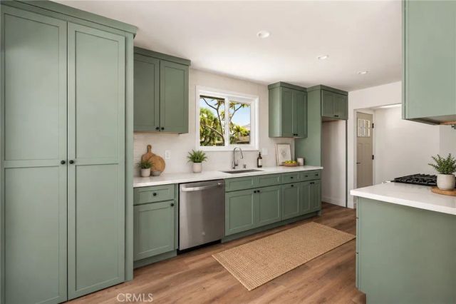 5724 N Galanto, Azusa, CA 91702