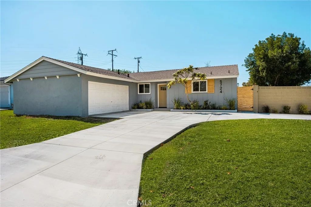 5724 N Galanto, Azusa, CA 91702