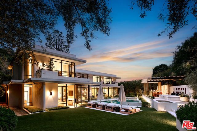 9509 Heather Road, Beverly Hills, CA 90210