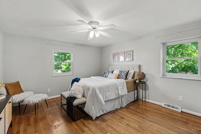 1992 Gainsborough Lane, Anderson Twp, OH 45230