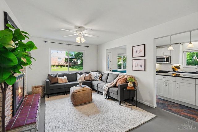 1992 Gainsborough Lane, Anderson Twp, OH 45230