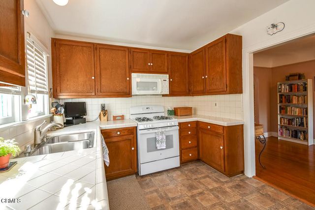 1158 Bella Vista Avenue, Pasadena, CA 91107