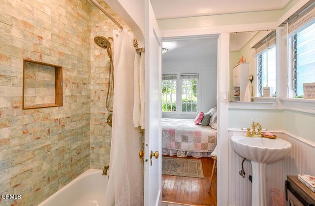 1158 Bella Vista Avenue, Pasadena, CA 91107