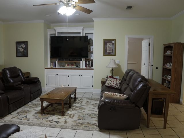 444 Beaver Lake Rd., Purvis, MS 39475