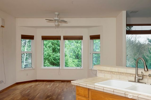 17625 Chummit Lane NE, Suquamish, WA 98392