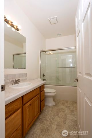 17625 Chummit Lane NE, Suquamish, WA 98392