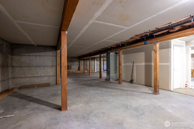 17625 Chummit Lane NE, Suquamish, WA 98392