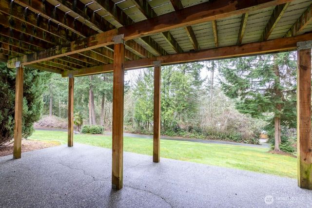 17625 Chummit Lane NE, Suquamish, WA 98392