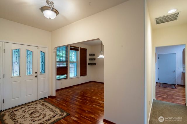 17625 Chummit Lane NE, Suquamish, WA 98392