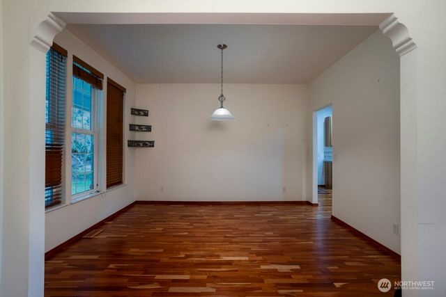 17625 Chummit Lane NE, Suquamish, WA 98392