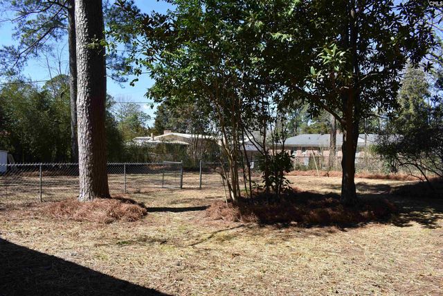 813 Greenlawn Drive, Columbia, SC 29209