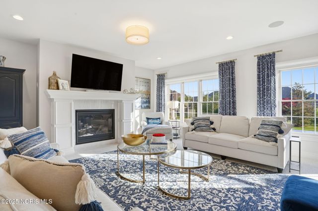 8457 Lakewood Drive, Findlay, OH 45840