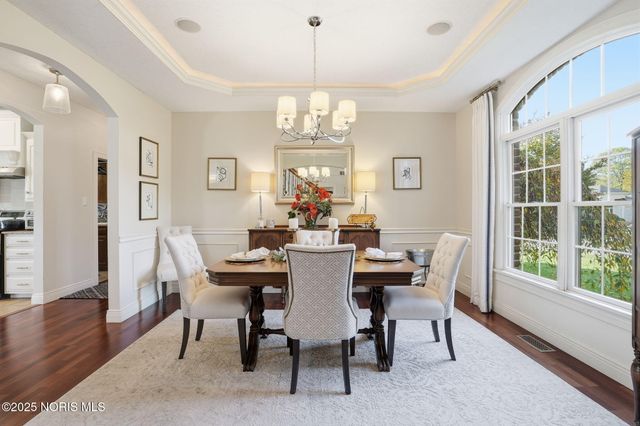 8457 Lakewood Drive, Findlay, OH 45840