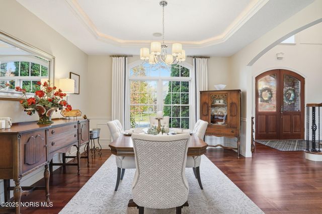 8457 Lakewood Drive, Findlay, OH 45840