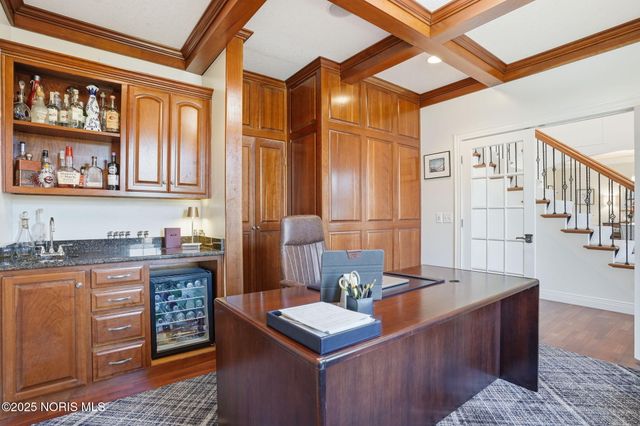 8457 Lakewood Drive, Findlay, OH 45840