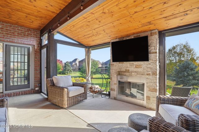 8457 Lakewood Drive, Findlay, OH 45840