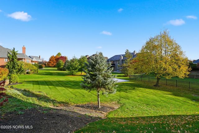 8457 Lakewood Drive, Findlay, OH 45840