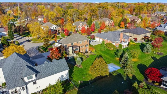 8457 Lakewood Drive, Findlay, OH 45840