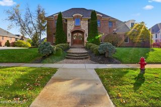 8457 Lakewood Drive, Findlay, OH 45840