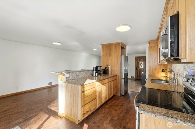 4630 94th Place NE, Marysville, WA 98270