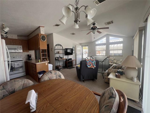 9000 US HIGHWAY 192 135, Clermont, FL 34714
