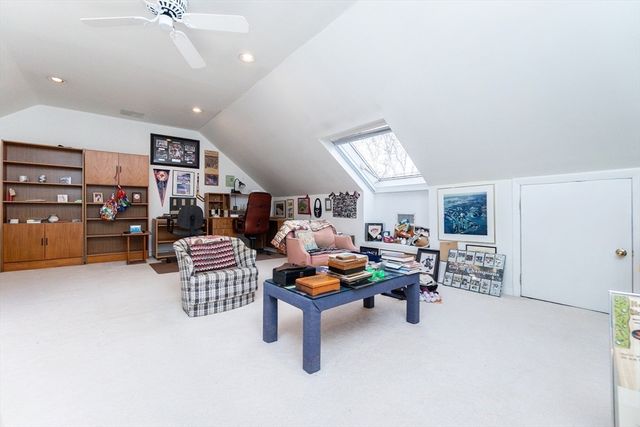 86 Freedom Hollow 86, Salem, MA 01970