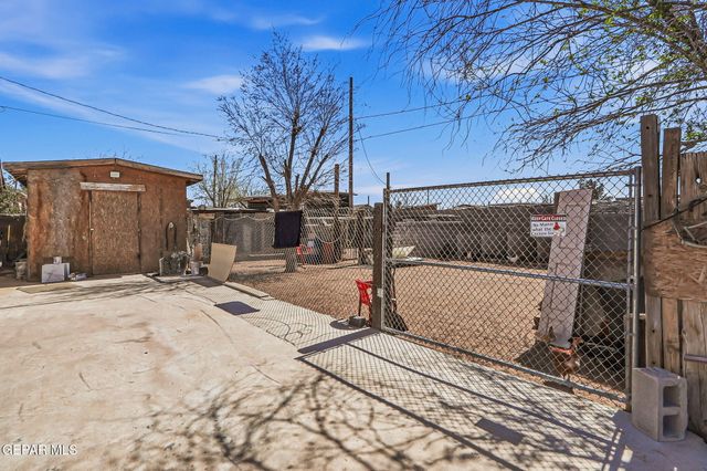 12868 Tennyson Drive, El Paso, TX 79928