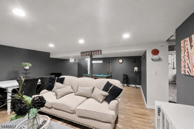 448 Preakness Ave, Paterson City, NJ 07502