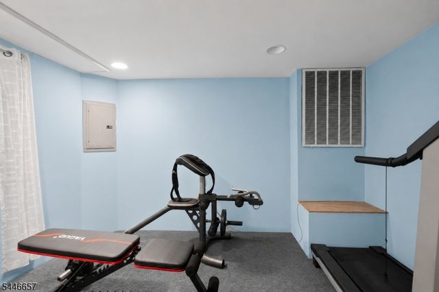 448 Preakness Ave, Paterson City, NJ 07502