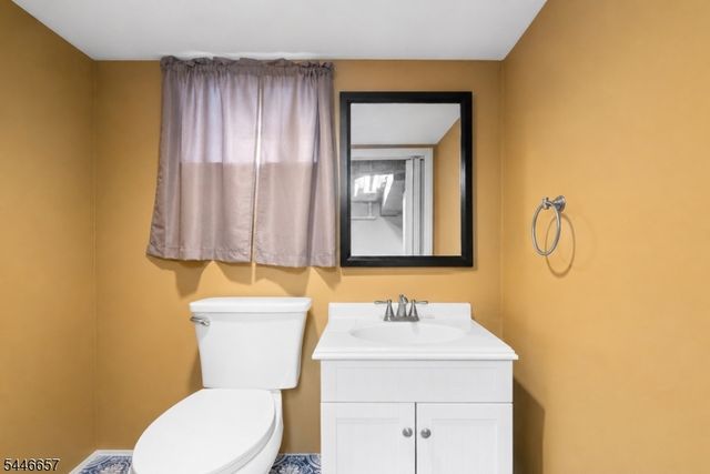 448 Preakness Ave, Paterson City, NJ 07502