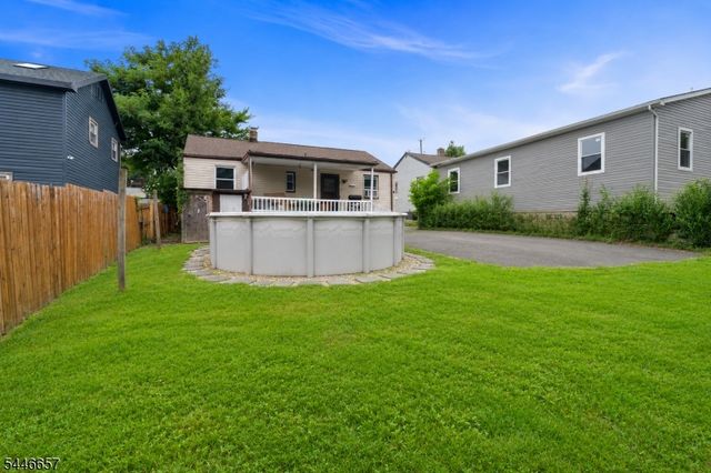 448 Preakness Ave, Paterson City, NJ 07502