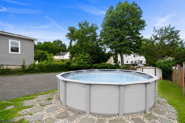 448 Preakness Ave, Paterson City, NJ 07502