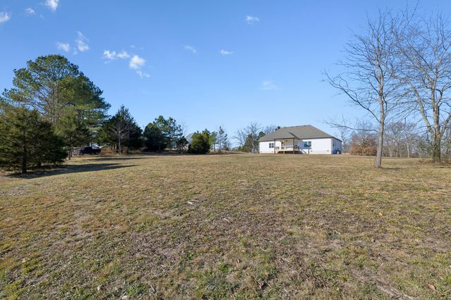 1630 Parchman Rd, Clarksville, TN 37040