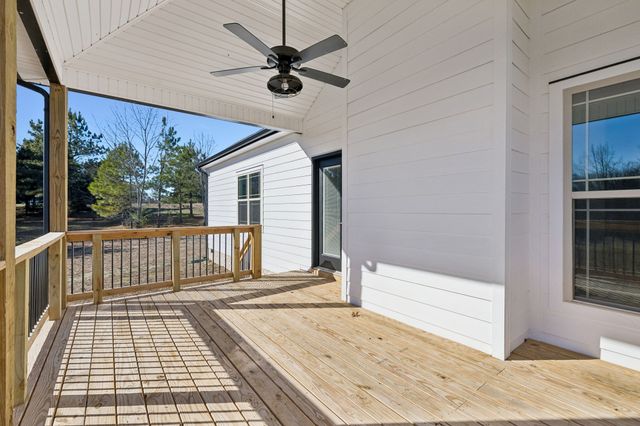 1630 Parchman Rd, Clarksville, TN 37040