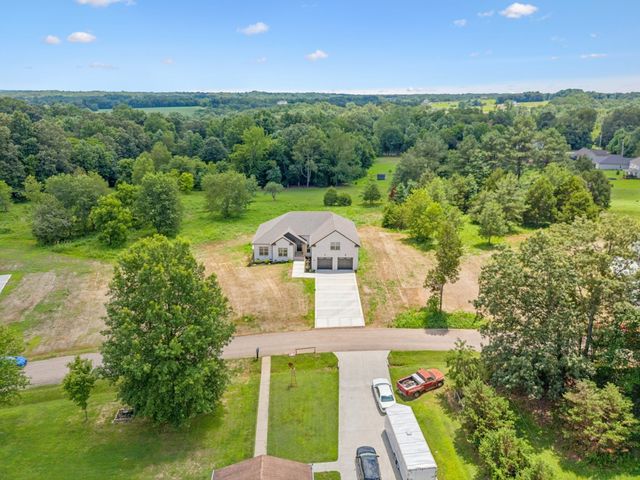 1630 Parchman Rd, Clarksville, TN 37040