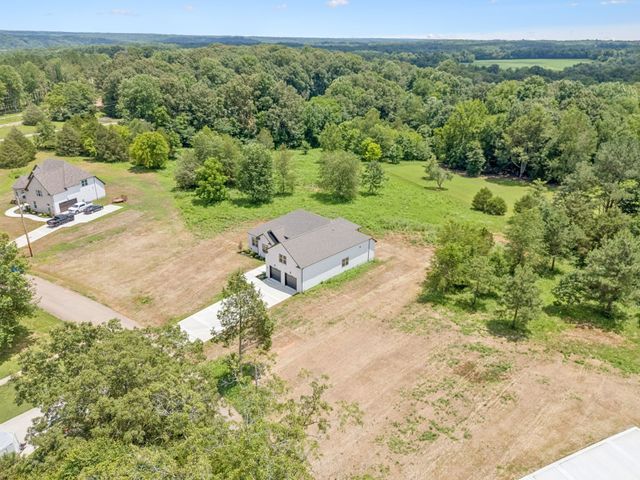 1630 Parchman Rd, Clarksville, TN 37040