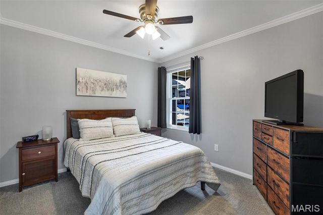 3173 Autumn Trace Drive, Maryland Heights, MO 63043