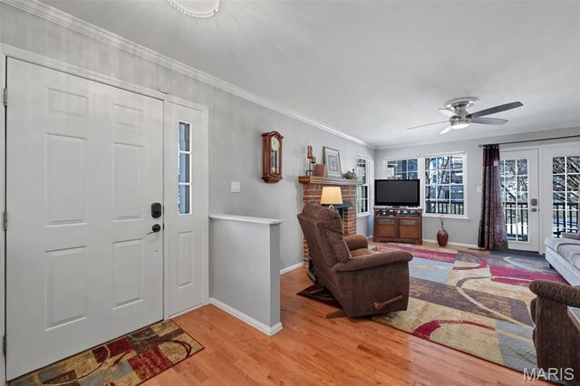 3173 Autumn Trace Drive, Maryland Heights, MO 63043