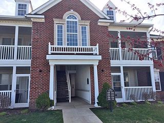 926 W Summerfield Glen Circle, Ann Arbor, MI 48103