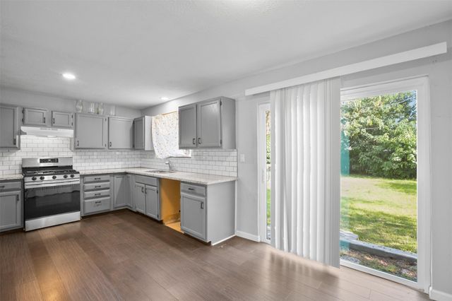 7406 Elbridge Lane, Houston, TX 77536