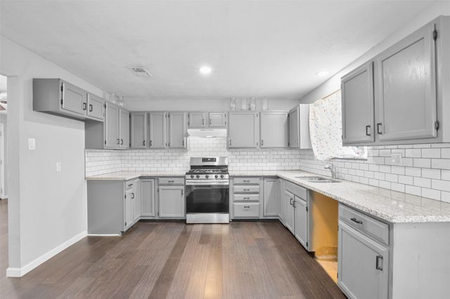 7406 Elbridge Lane, Houston, TX 77536