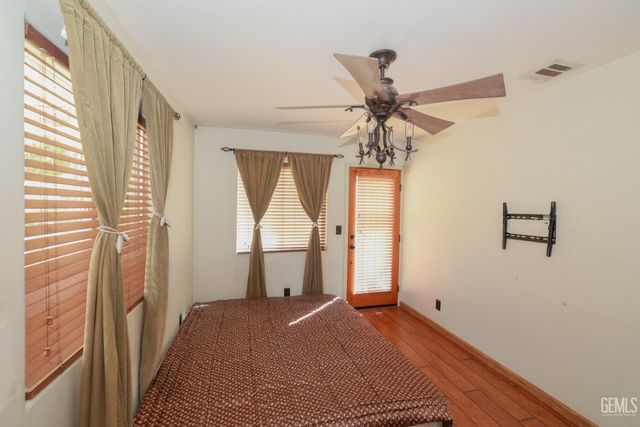 3511 Erskine Creek Road, Lake Isabella, CA 93240