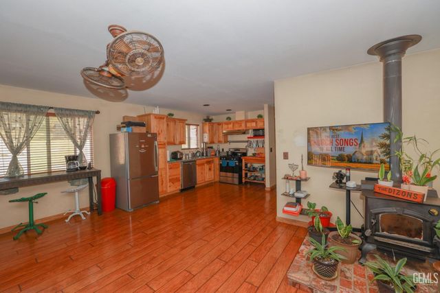 3511 Erskine Creek Road, Lake Isabella, CA 93240