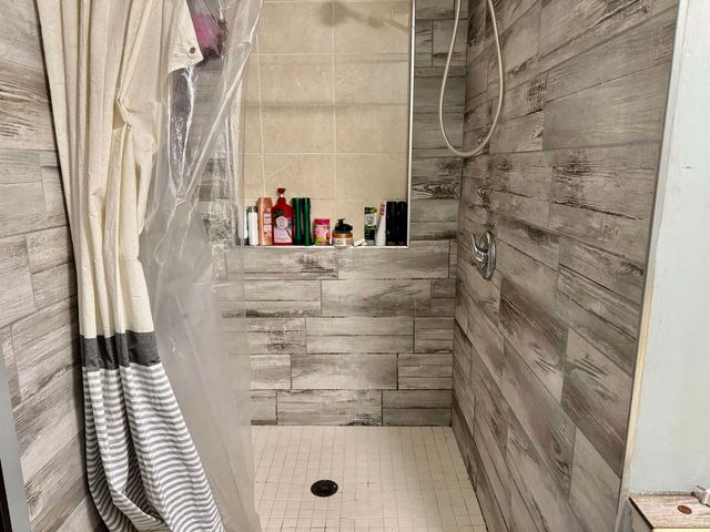 6 Hooker Avenue, Barre City, VT 05641